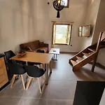 Kastello * Meyísti