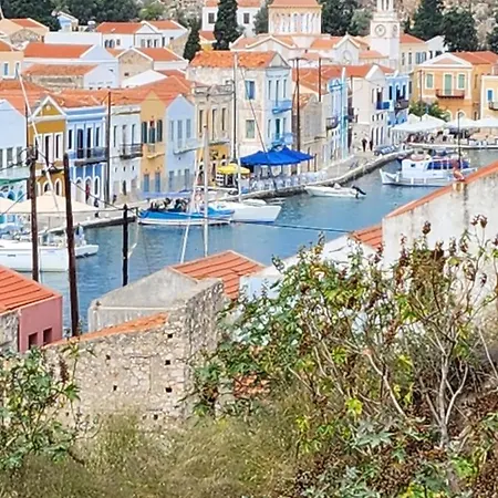 Kastello * Mejíszti