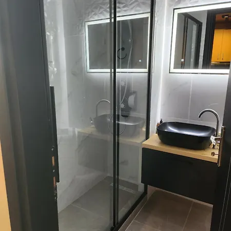 Kastello Apartman Mejíszti